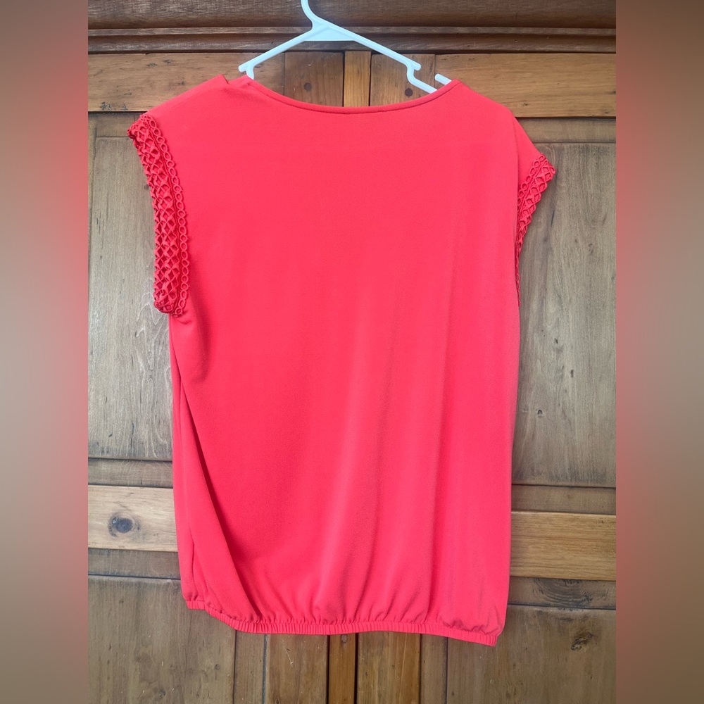 Express Women's Small Pink Sleeveless Blouse - Picture 5 of 6